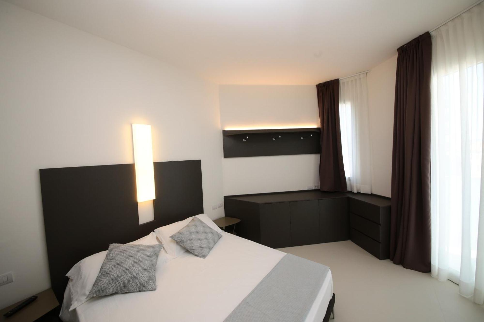 Hotel Cristallo Senigallia Habitación foto