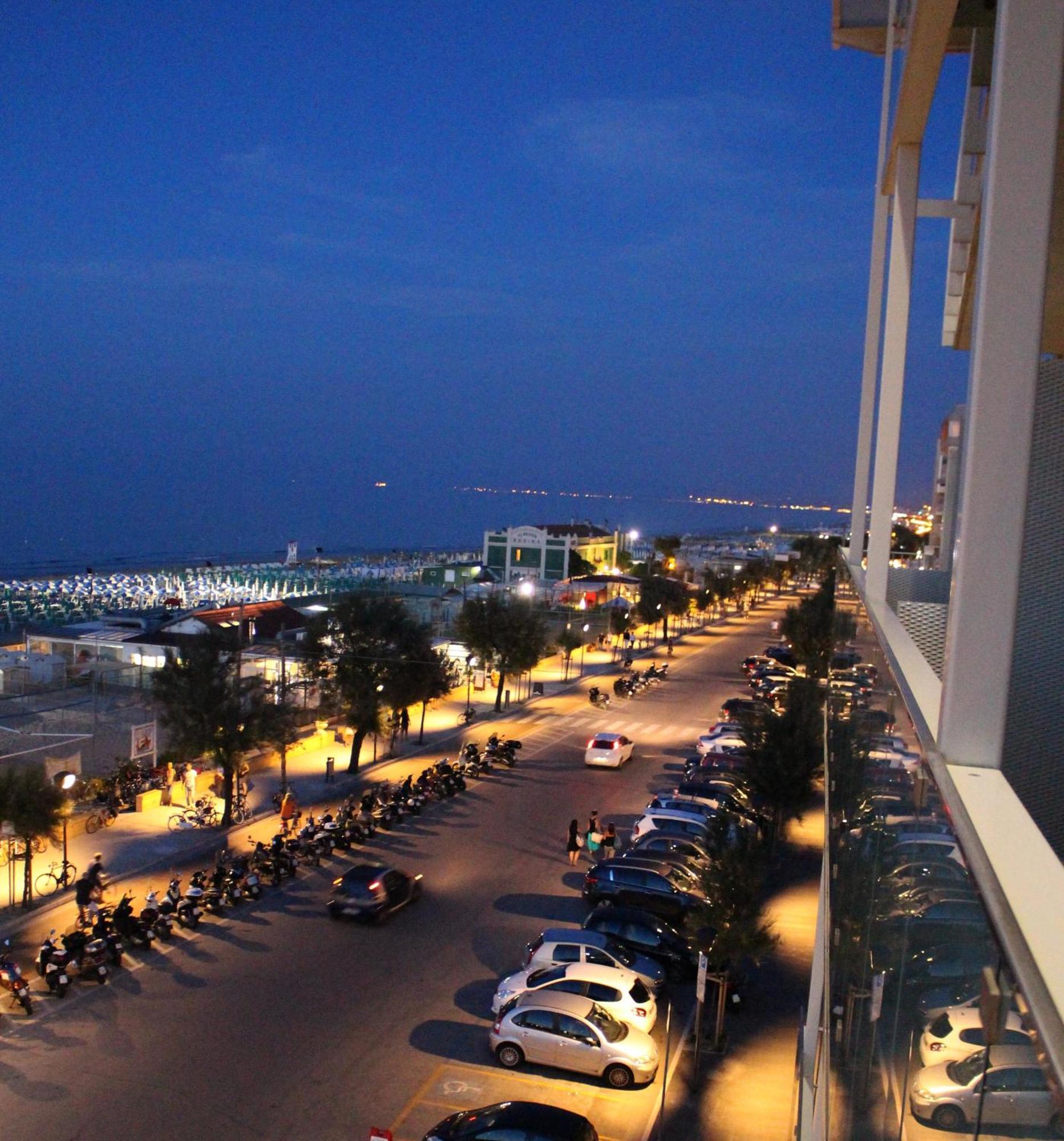 Hotel Cristallo Senigallia Habitación foto